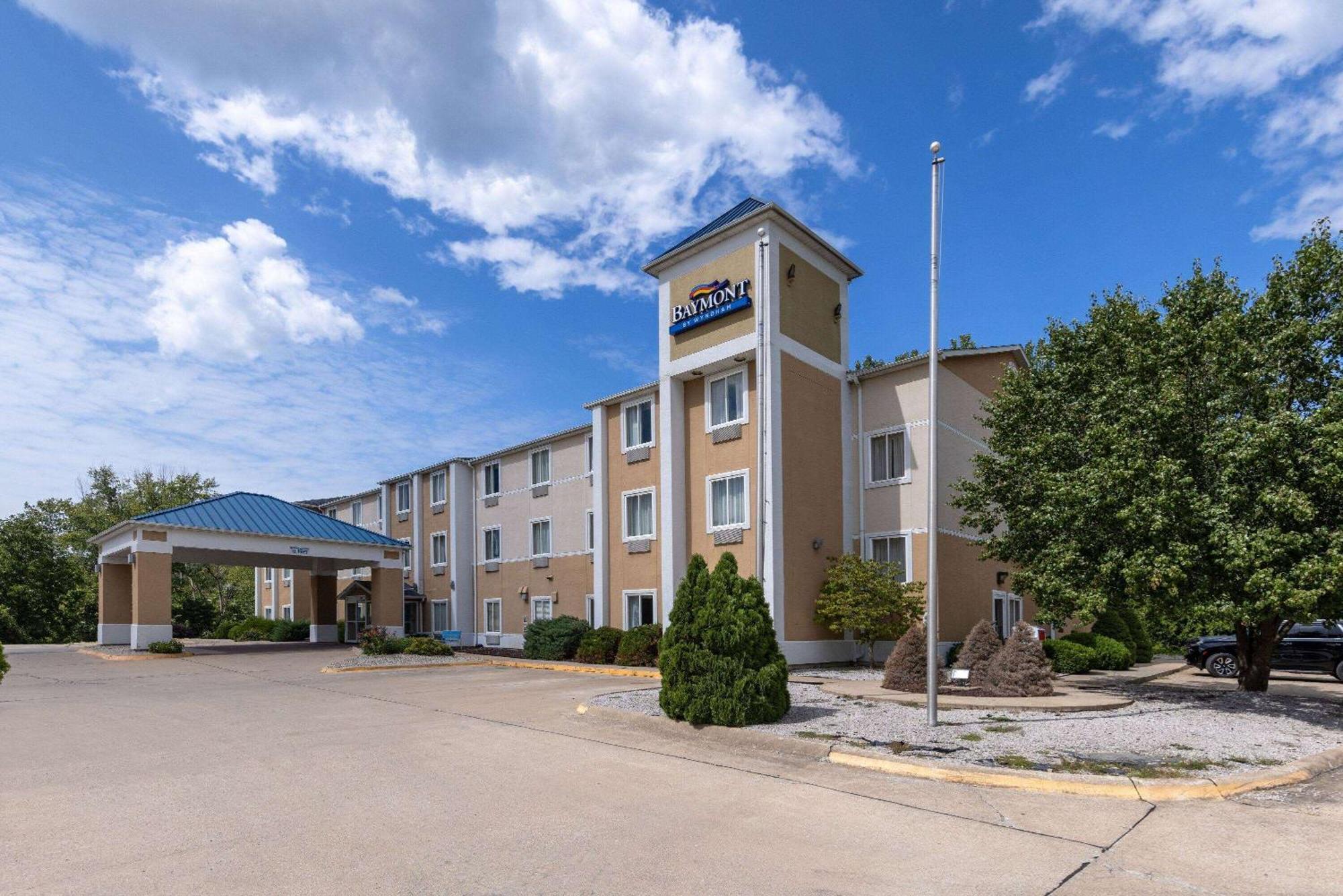 Baymont By Wyndham Kirksville University Area Exteriör bild