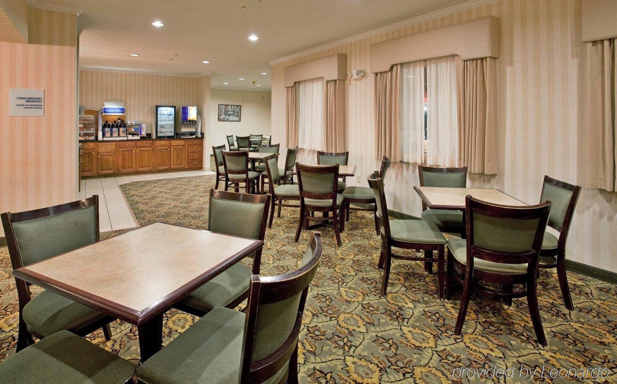 Baymont By Wyndham Kirksville University Area Restaurang bild